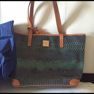 Dooney and Burke, Charleston Shopper Tote
